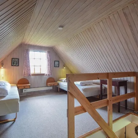 Three-bedroom Holiday In Juelsminde